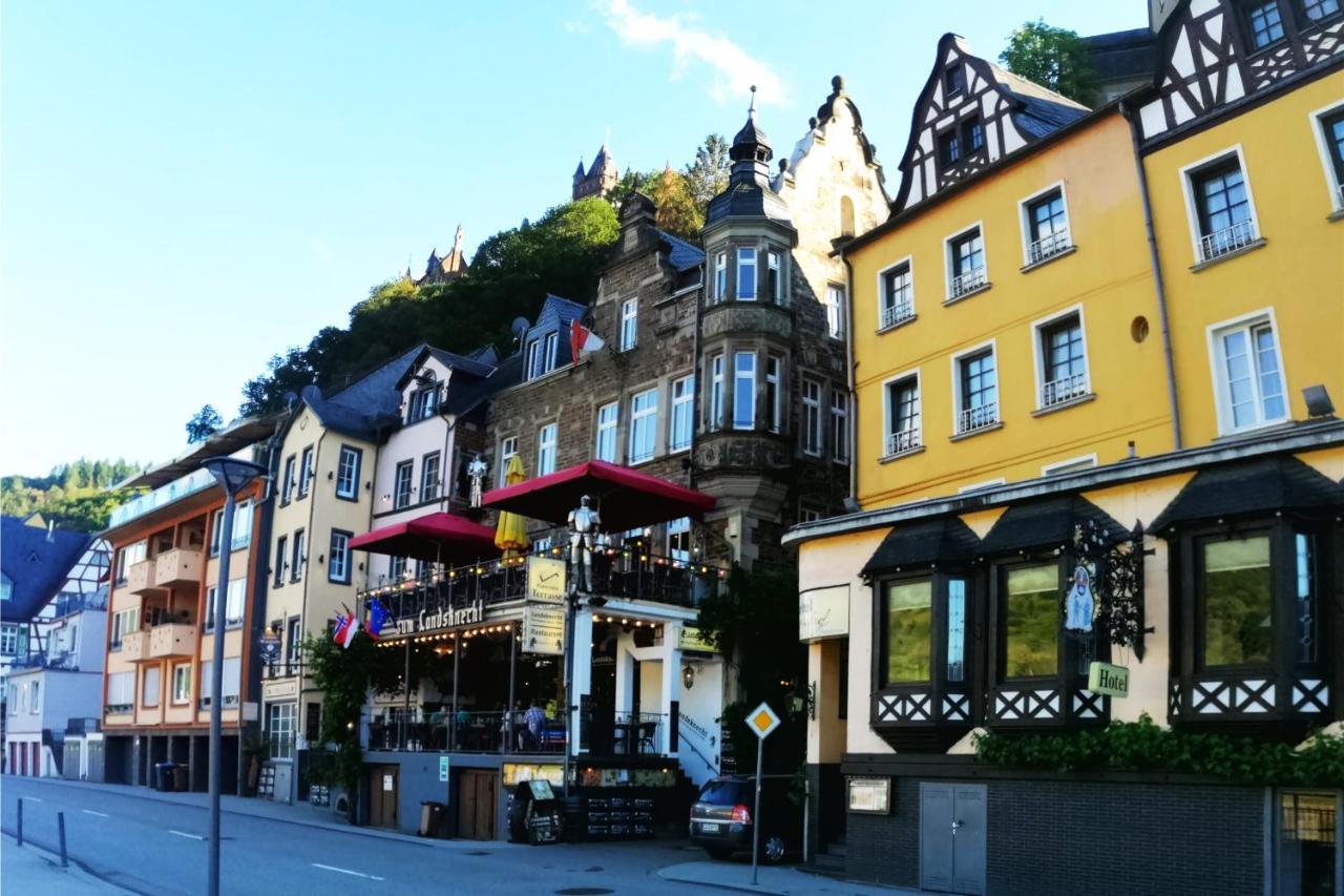 Moselunion - Aparthotel Landsknecht Cochem Bagian luar foto