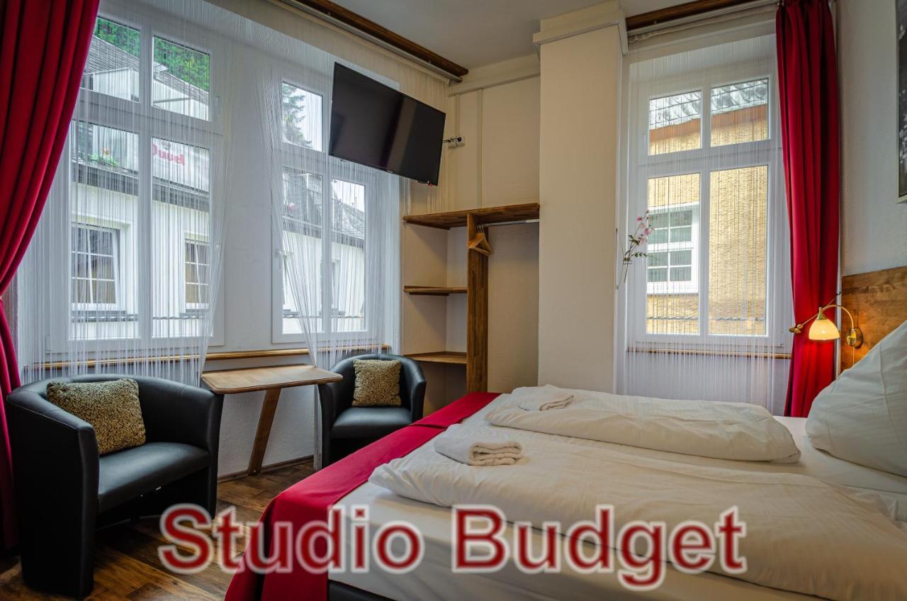 Moselunion - Aparthotel Landsknecht Cochem Bagian luar foto